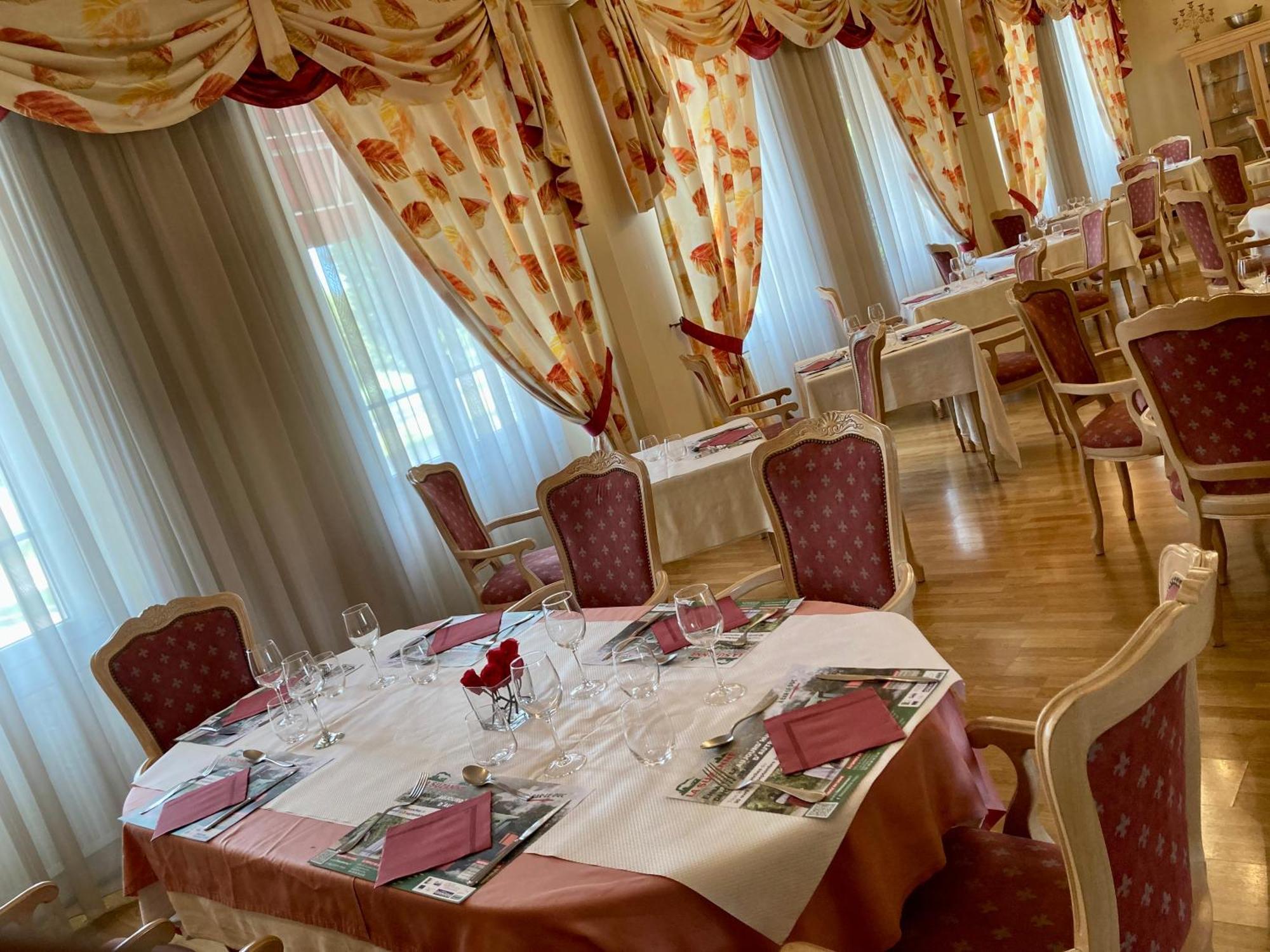 Hotel De Champagne サン・ディジエ エクステリア 写真