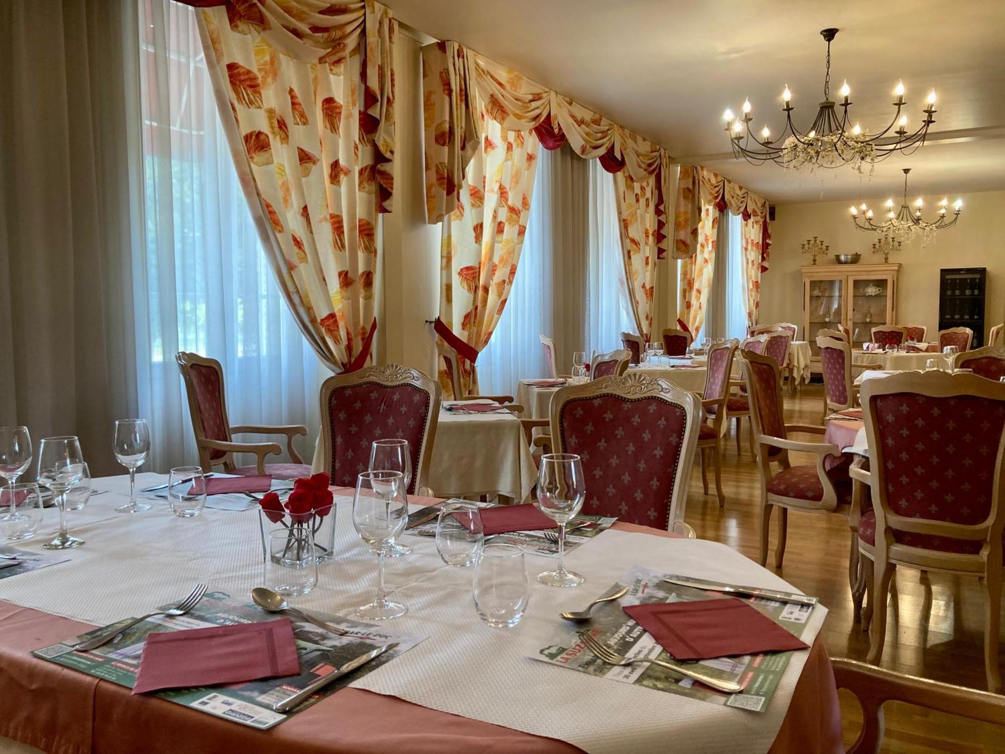Hotel De Champagne サン・ディジエ エクステリア 写真
